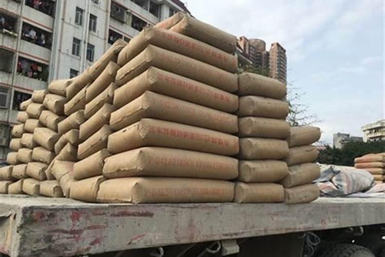 树下已铺水泥怎么施肥