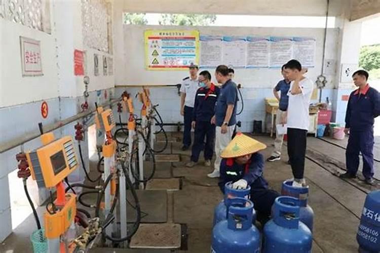 柑橘裂果是什么原因,柑橘如何防裂