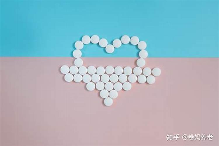 植物是怎样分颖果,荚果,蒴果,瘦果,角果？