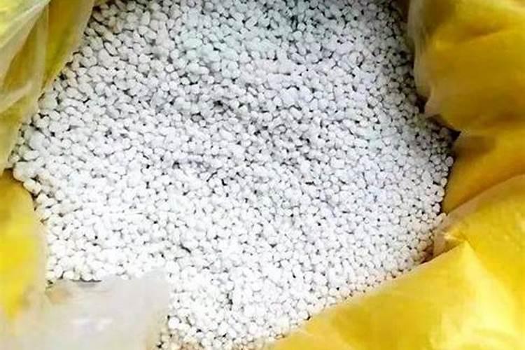 尿素当叶面肥使用方法