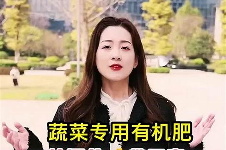 哪位能说一下阳台种菜施什么肥？有哪些值得注意的呢