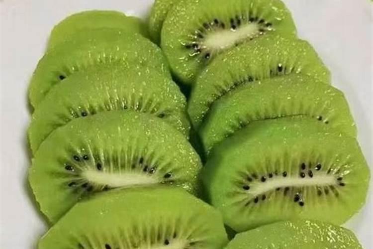 猕猴桃种植技巧多!修剪整形是关键,果实来年挂满枝