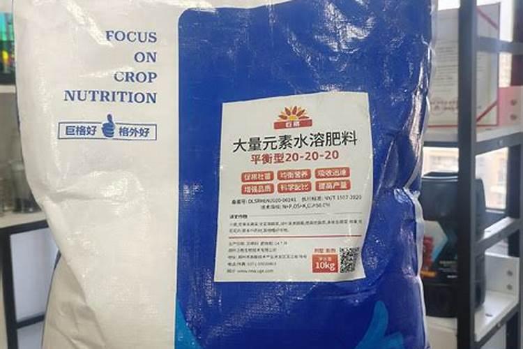 樱桃树什么时候喷硼