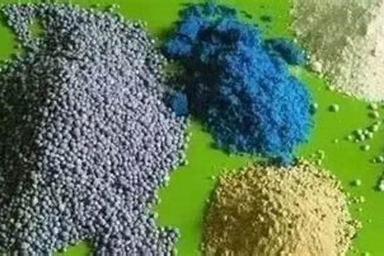 矿源黄腐酸钾哪里有卖的？黄腐酸钾含量和价格,黄腐酸钾黑金晶改良...