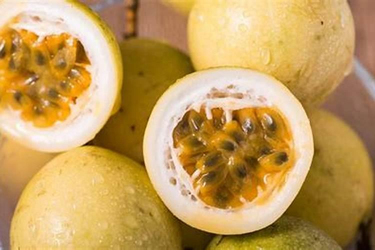 百香果在开花结果期间要施什么肥？