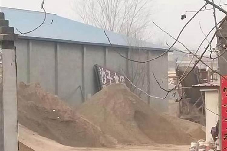 请问1斤硼肥兑多少斤水？