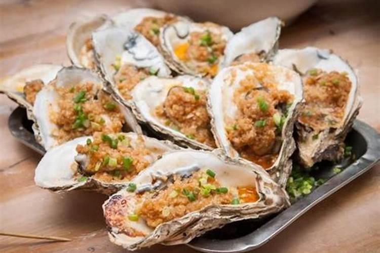 院子里养了很多的花草,使用什么肥料效果好一些？