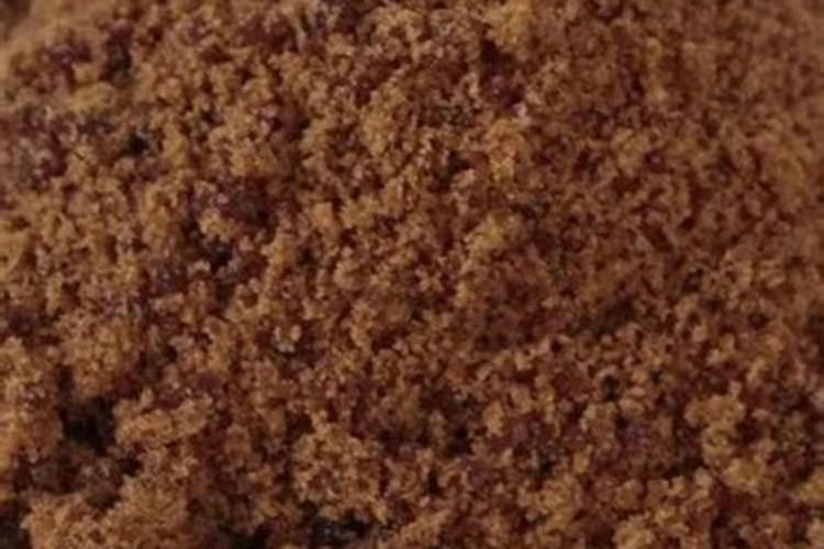 在农田里,一斤红糖真的能够当作两袋化肥来用吗