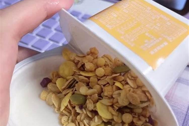 过期的酸奶可以浇花吗浇什么花