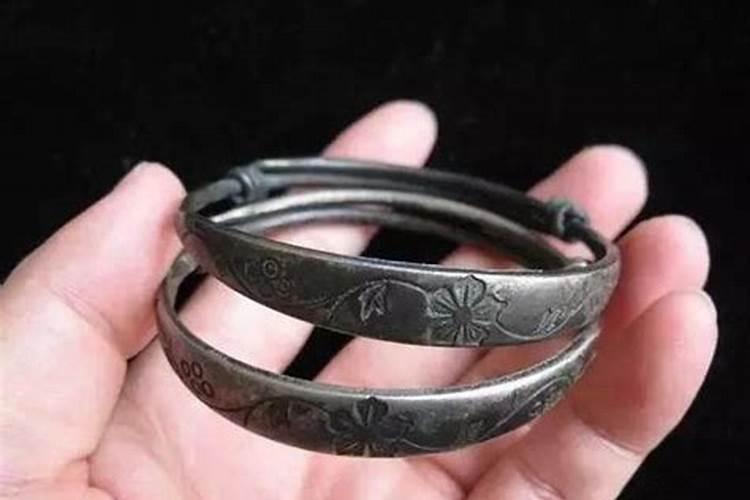 有什么好看的言情小说推荐？