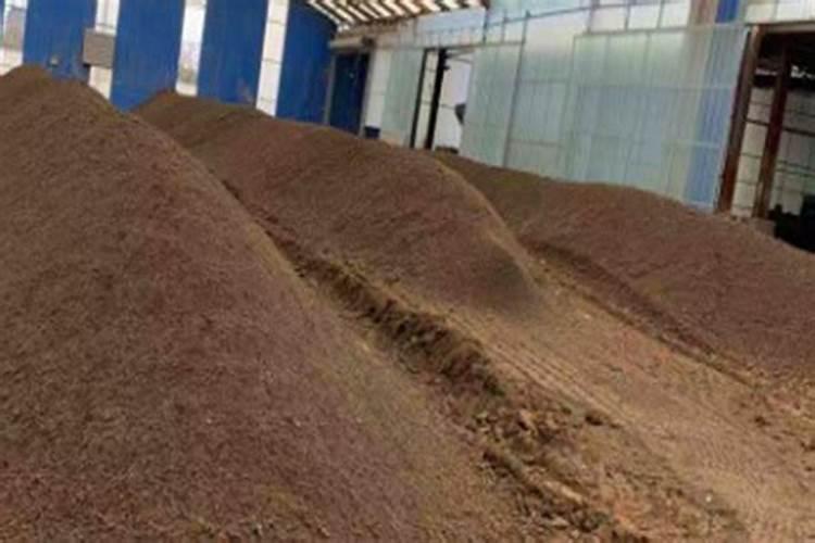 农家肥为什么要在作物腐熟后再施用？原因是什么呢？