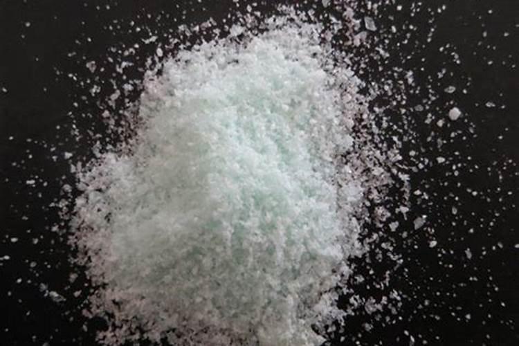 钙镁叶面肥是酸性还是碱性？