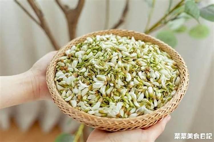 冬珊瑚的花期管理,施加磷钾液肥减少浇水