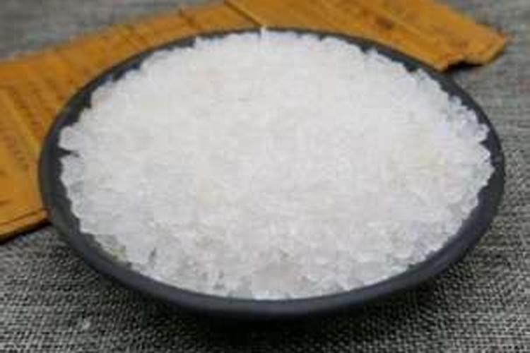 硝石制冰的比例是多少,比如一升水用多少克硝石,芒硝是什么鬼,也可以制...