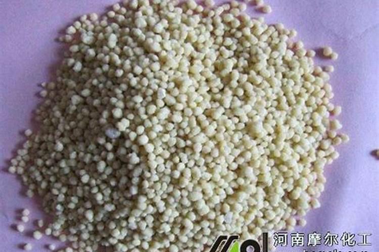花肥白色颗粒是什么