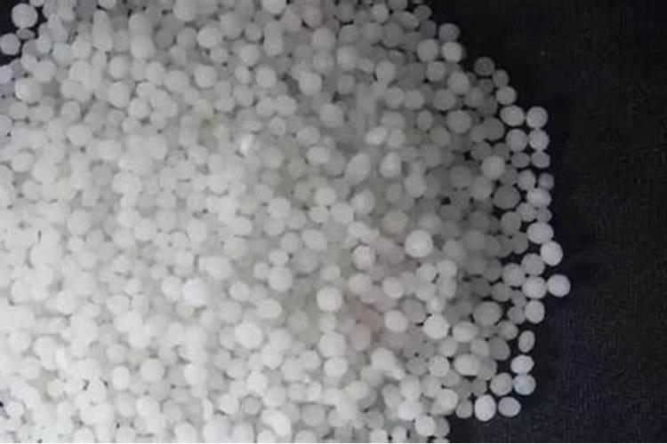 种菜听说也需要稀土,与偷菜中的红土地也有关吗？