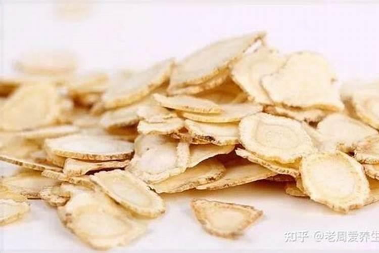 中药材西洋参适合施什么肥料？中药材西洋参增产叶面肥？