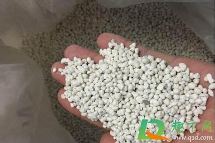 复合肥的营养元素种类较多,可以兑水用来浇花吗？