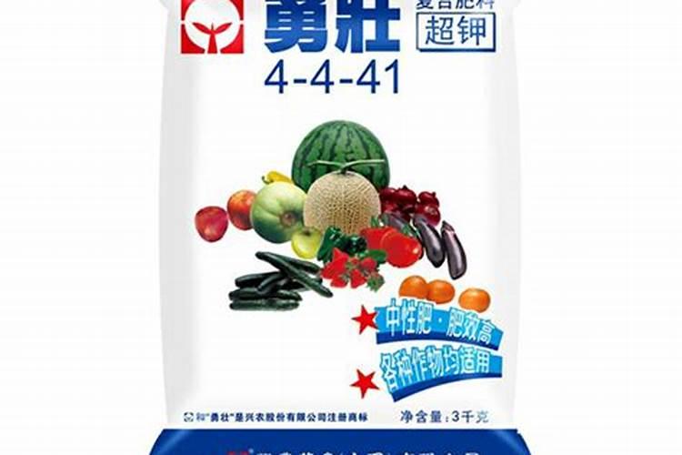 蓝藻爆发的原因有哪些该如何治理