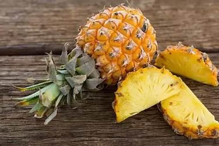 菠萝催花时间和方法