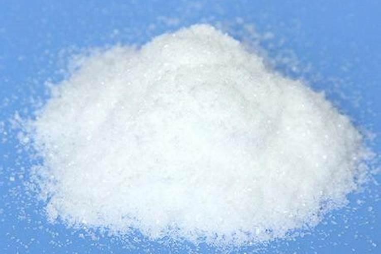 草莓叶子发黄干枯是怎么回事