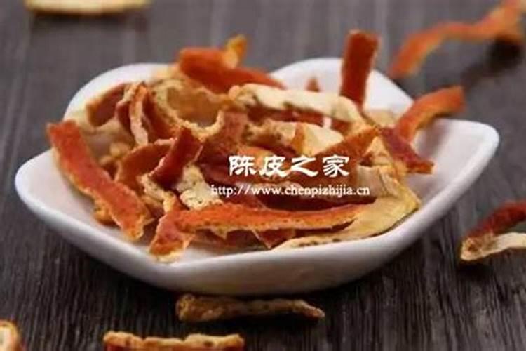 室内绿萝浇什么水