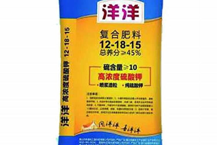 苹果树挂果量大八月追肥用怎样配比的硫酸钾复合肥好