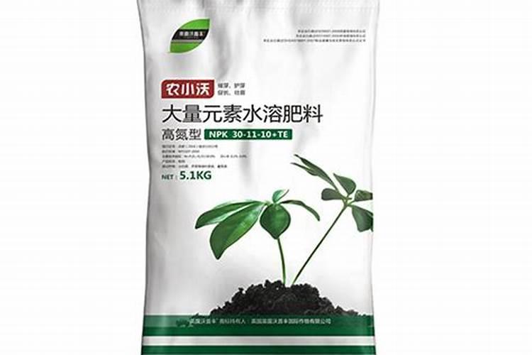 种花高手是自己配制肥料的,高氮水溶肥配方