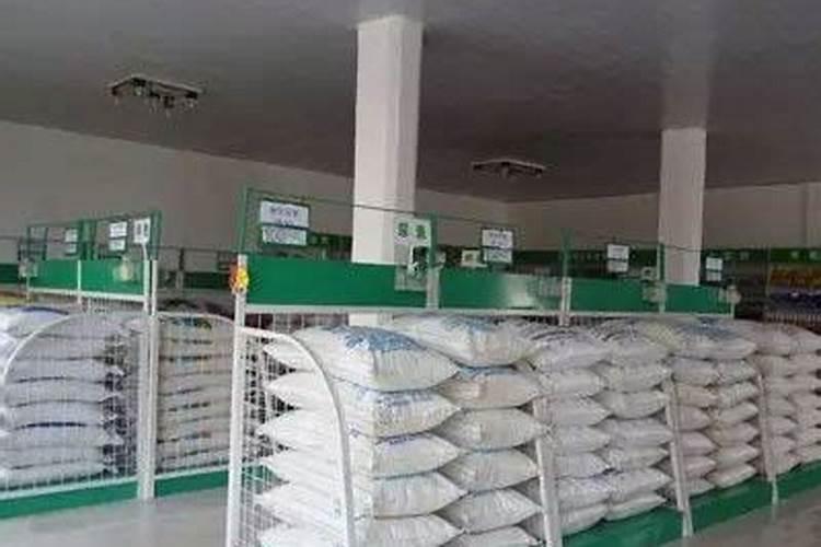 化肥应采取怎样的营销方案能在不赊销的前提下提高销量？