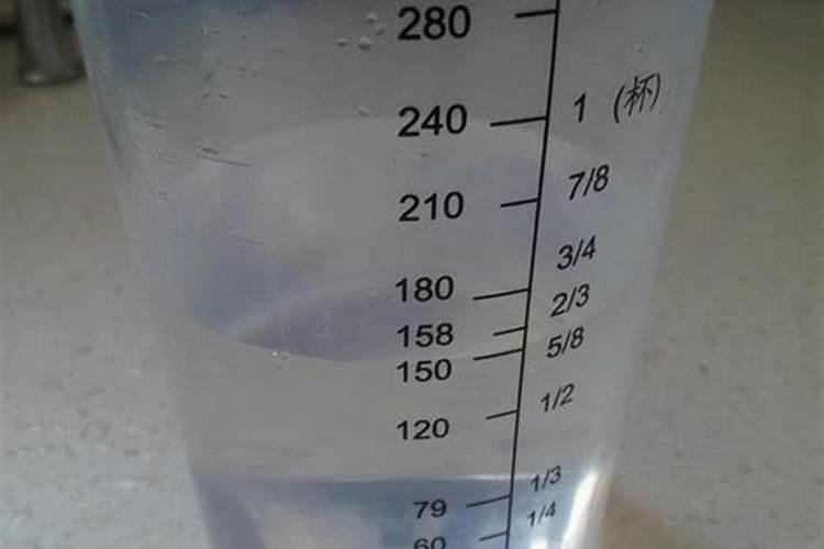 水溶肥1:1000,那1克水溶肥要对多少水？