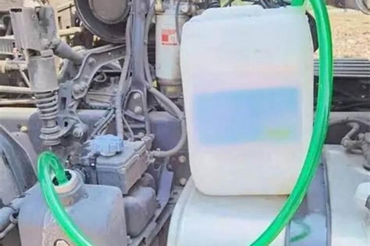 尿素,一种尿液组成物中的重要化学元素,被用来给香烟增加“香味”？？？