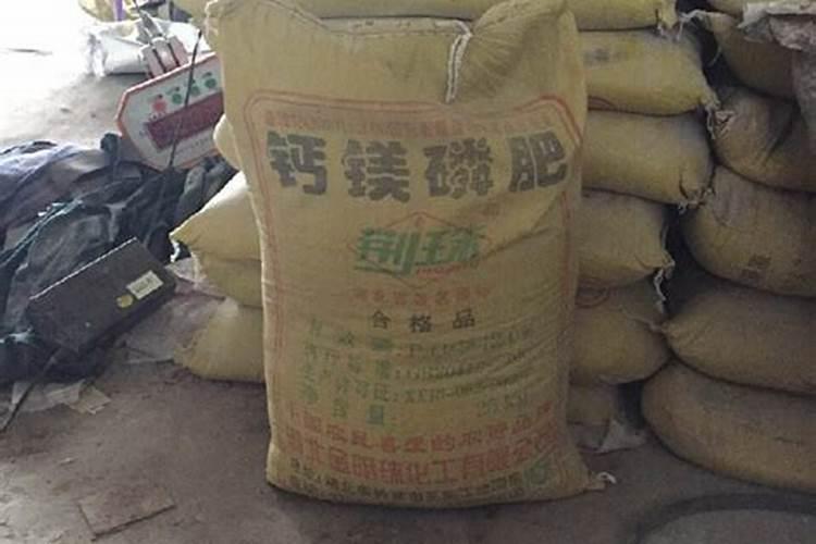 鱼塘下肥碳铵和磷肥能混合在一起