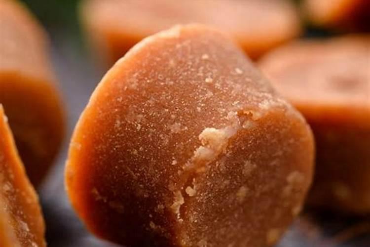 红糖十尿素十磷肥一亩用多少？