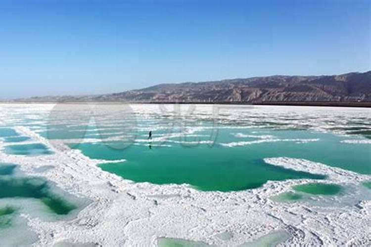 茫崖翡翠湖海拔多少