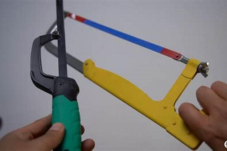 水养竹子放铁钉子还用放肥料嘛