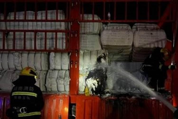 大豆让风吹倒怎么补救