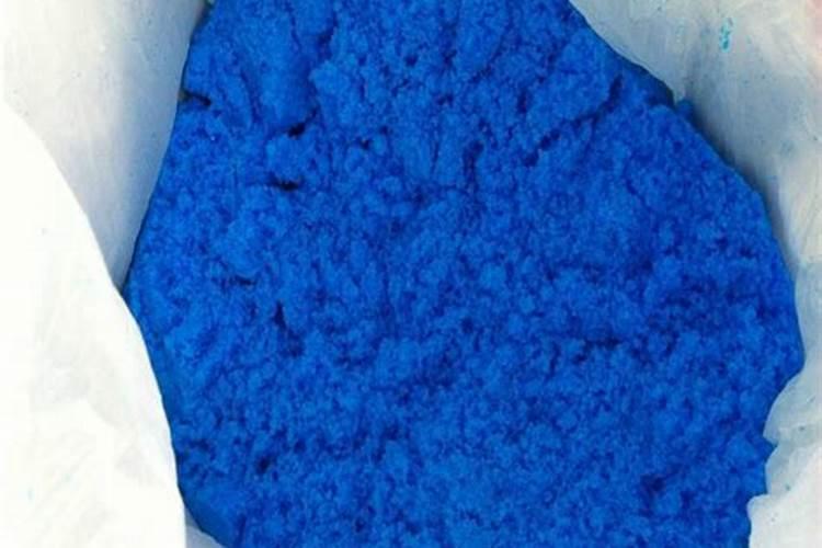 草莓苗子预防炭蛆病用什么药？