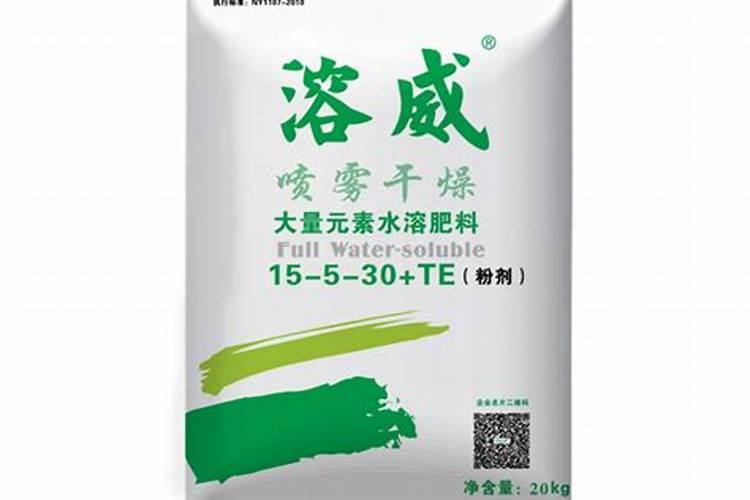 尿素可以水溶后施肥吗 尿素能水溶后施肥吗