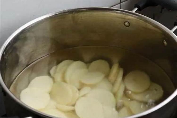 菠菜和鸡蛋能不能一起吃？