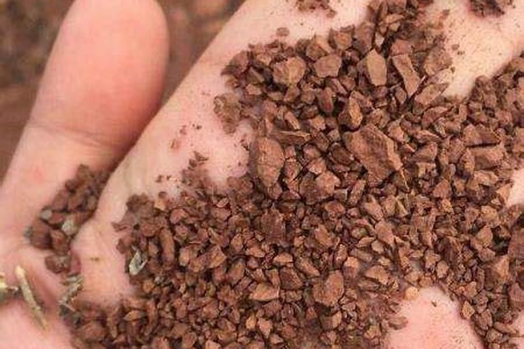 磷肥放久了结块后会不会失效