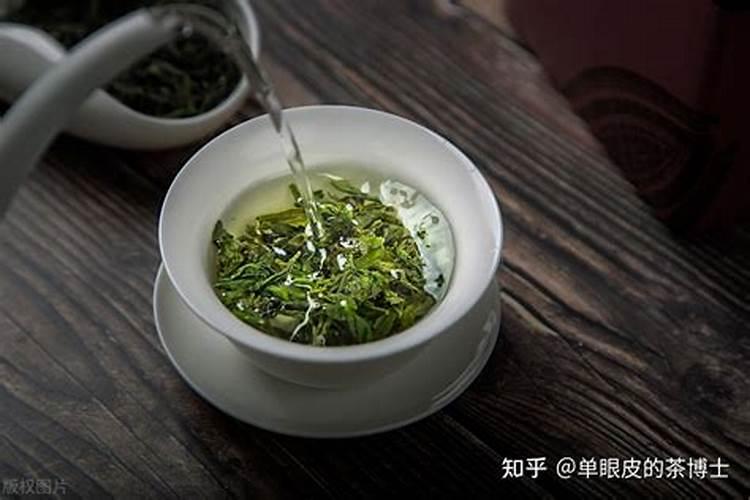 种茶叶如何喷施叶面肥好