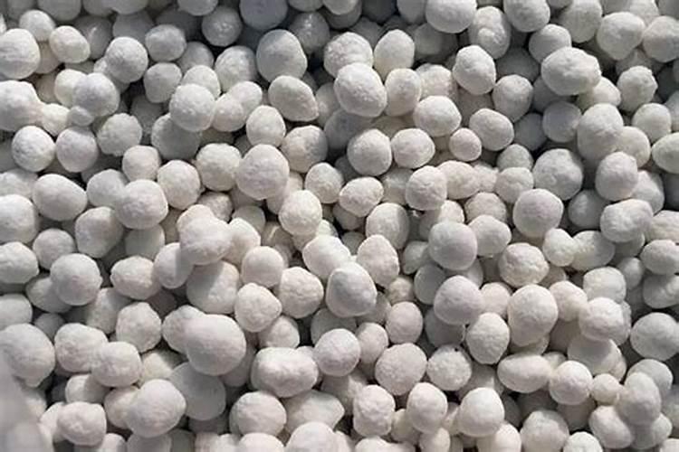 罗布泊钾肥中的罗布泊牌硫酸钾使用时有什么需要特别注意的？