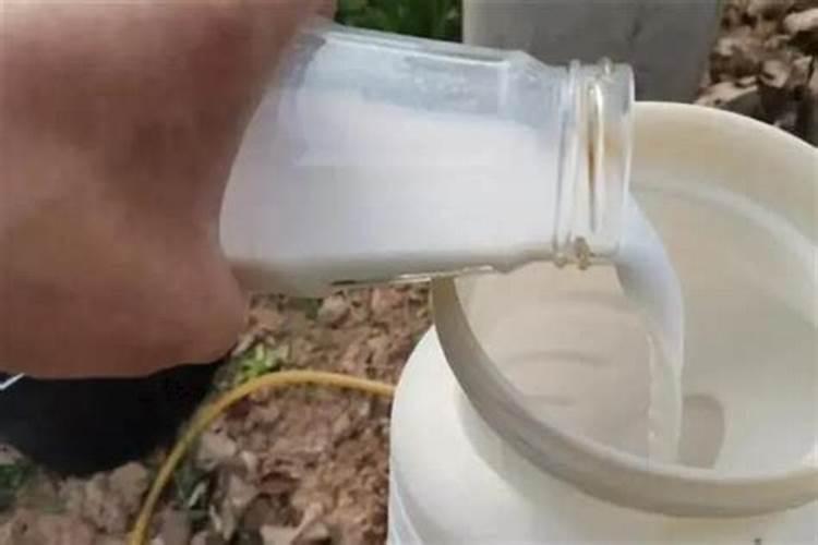 硫酸亚铁和多菌灵能否和水溶肥同时混用