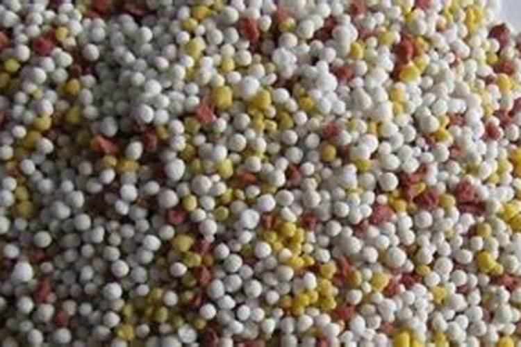 麦茬玉米只使用脲铵氮肥可以吗？