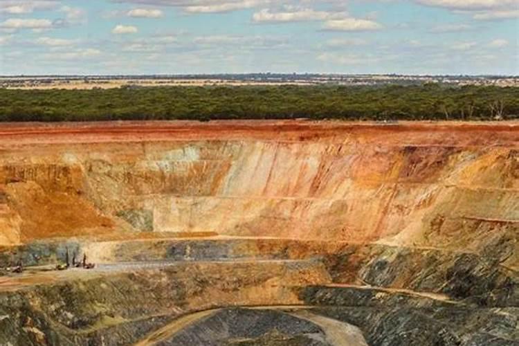 以资源开发与环境保护的角度,如何看待土耳其发现大量稀土元素？