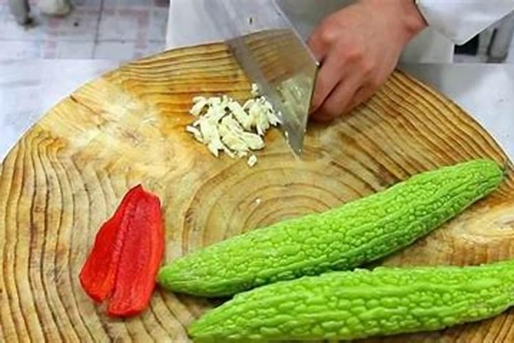 苦瓜施肥用什么肥料