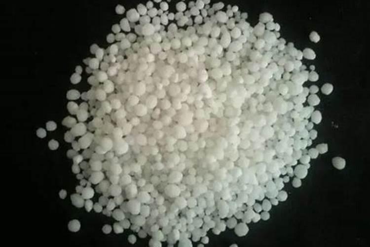 钙肥能与大量元素水溶肥同时冲施吗