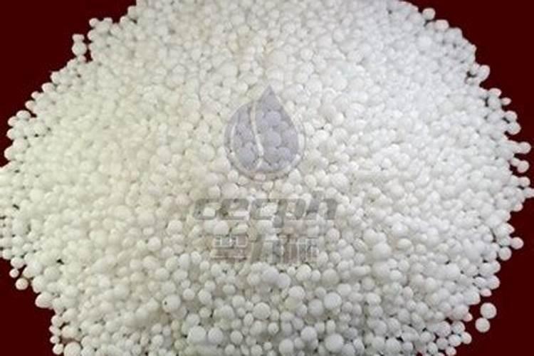 大蒜生根肥料用哪种的效果好？矿源黄腐酸钾含腐殖酸水溶肥？