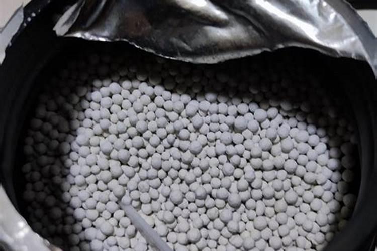 盆栽花怎样用钾肥(钾肥浇花)