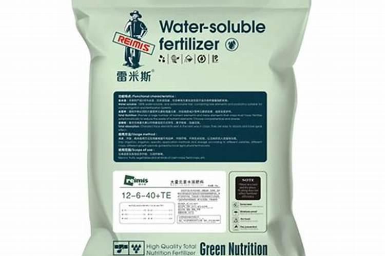 草莓苗移栽多久后可以施肥？